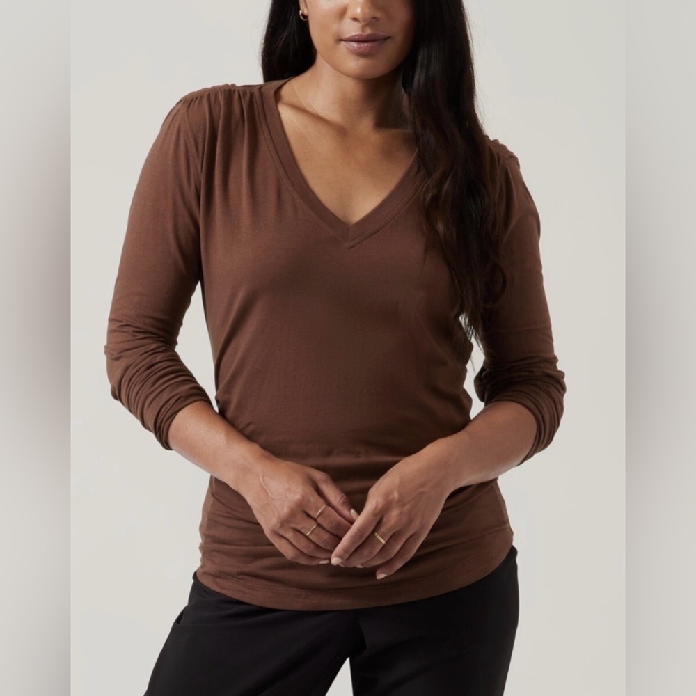 Athleta Women”s Outbound Dark Brown V - Neck LS Quick Dry Top Shirt Size L